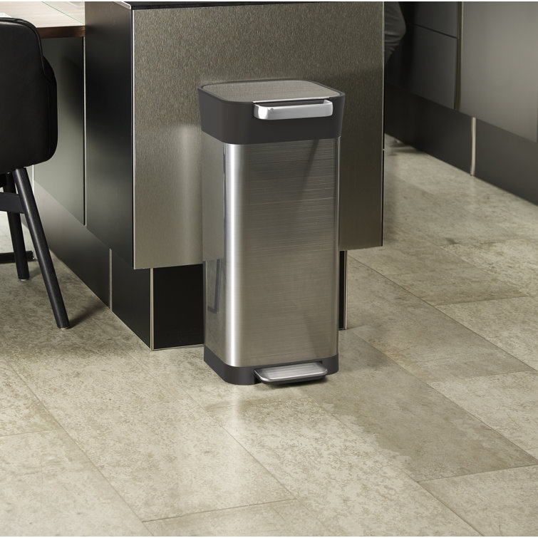 Joseph Joseph Intelligent Waste Titan Stainless Steel Step on Trash